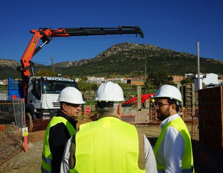 La nueva depuradora de Orellana de la Sierra evitará el vertido de 25.000 metros cúbicos de agua sin tratar al embalse